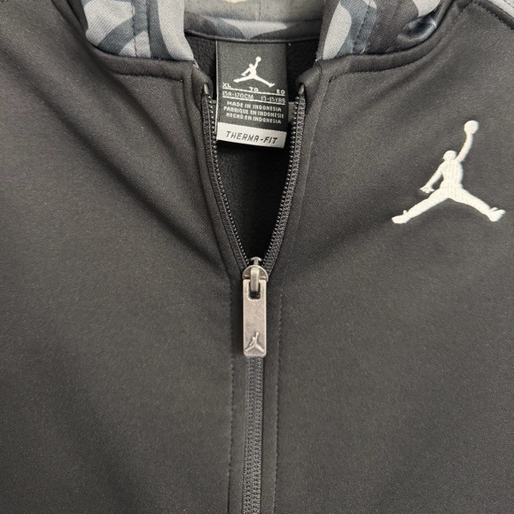 Jordan Jumpman Therma-FIT Youth Full-Zip Hoodie (Black/Camo) - Picture 8 of 8